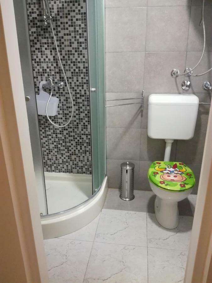 Apartments Olivia Пула Екстериор снимка